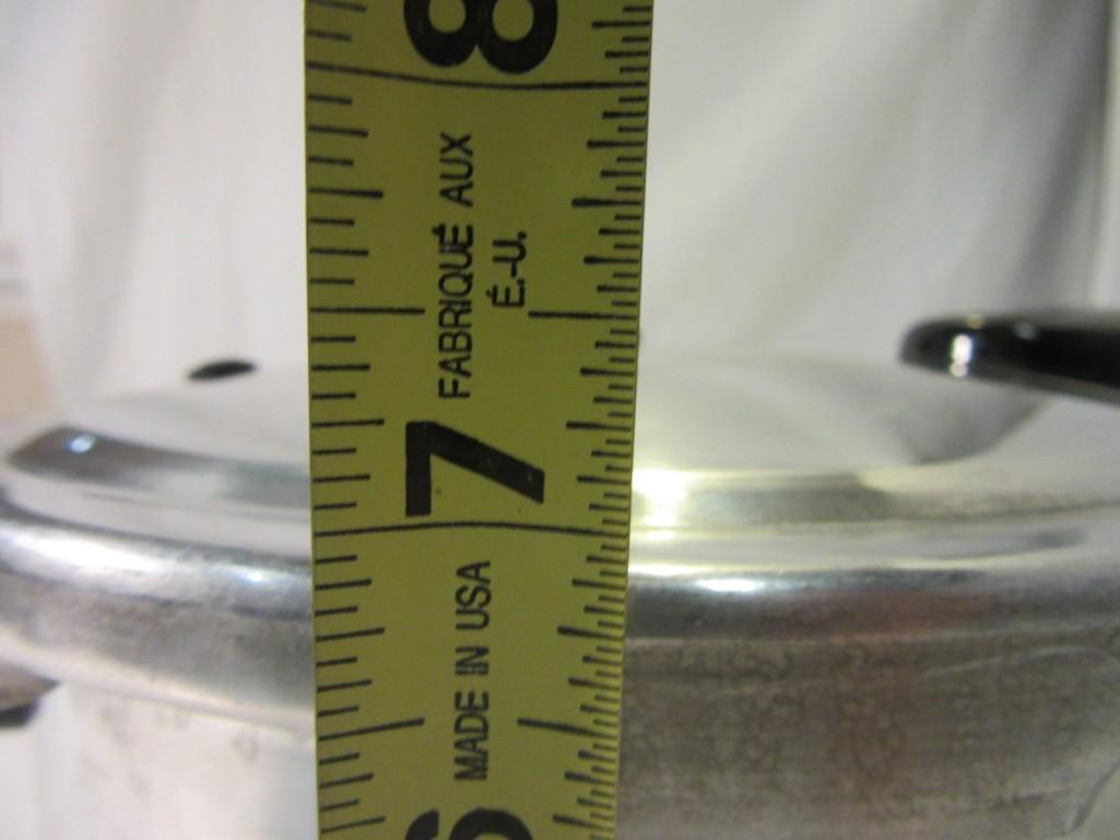 Presto Pressure Cooker Model 0126410 7"x 10"