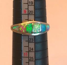 Sterling Silver Ring with Iridescent Teal Center Stone Details Size 10 | 2.61 grams