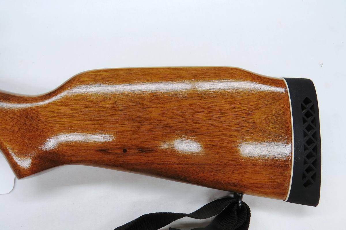 Rossi Model R223HB Single Shot Rifle with Top Break Load, Remington .223 Caliber, SN# A5013733, Wood