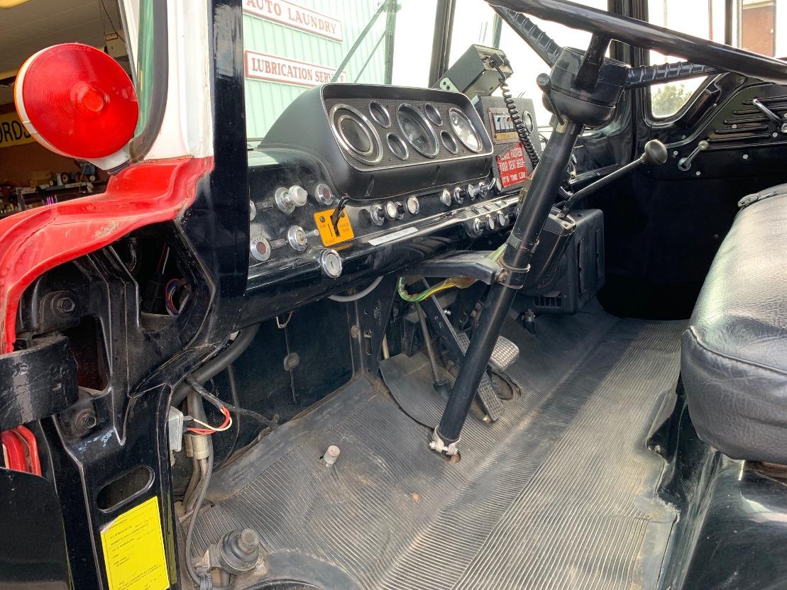 1986 Ford Model C-800 Cabover Single Axle Pumper Truck, VIN #1F0PC80K2GVA23567, 429-4V Gas Engine Au