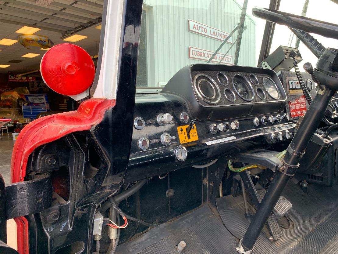 1986 Ford Model C-800 Cabover Single Axle Pumper Truck, VIN #1F0PC80K2GVA23567, 429-4V Gas Engine Au
