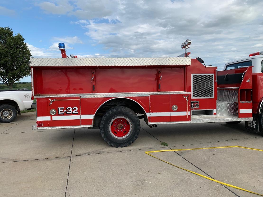 1986 Ford Model C-800 Cabover Single Axle Pumper Truck, VIN #1F0PC80K2GVA23567, 429-4V Gas Engine Au