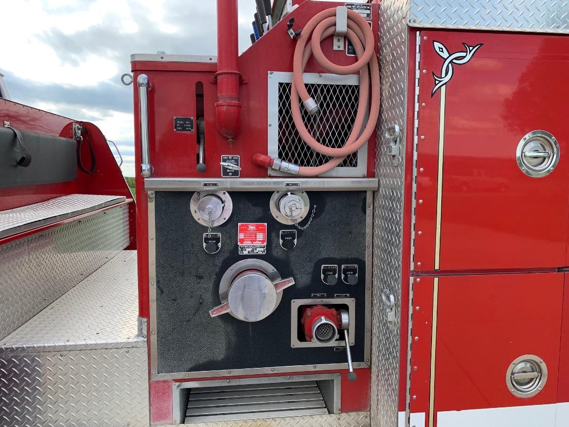 1986 Ford Model C-800 Cabover Single Axle Pumper Truck, VIN #1F0PC80K2GVA23567, 429-4V Gas Engine Au