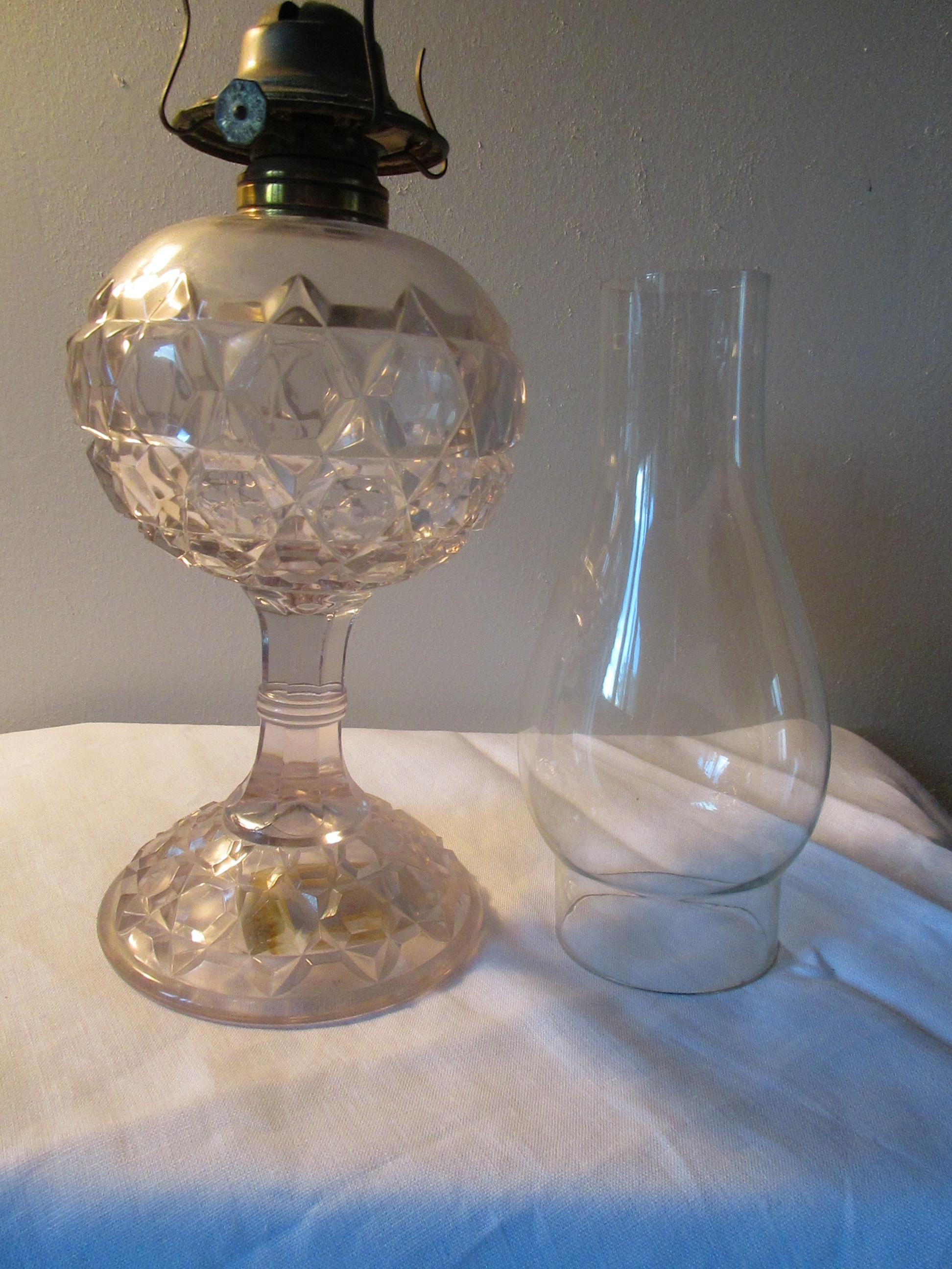 ANTIQUE CLEAR GLASS ROUND STEM FOOTED BASE OIL KEROSENE LAMP