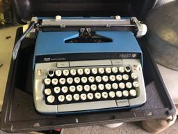 Smith Corona Galaxie 12 Portable Manual Typewriter