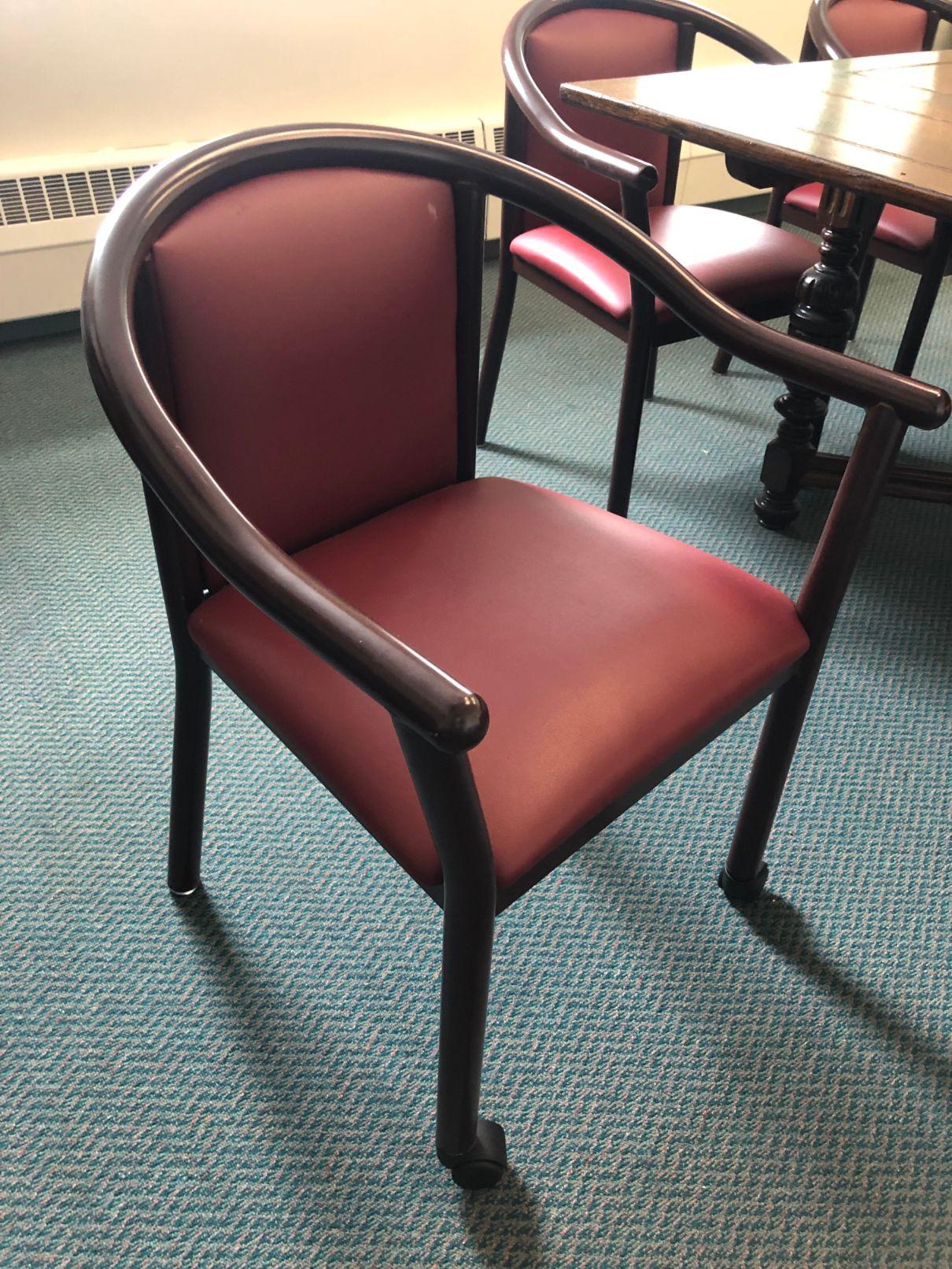 Oak Conference Table w/ (7) Chairs