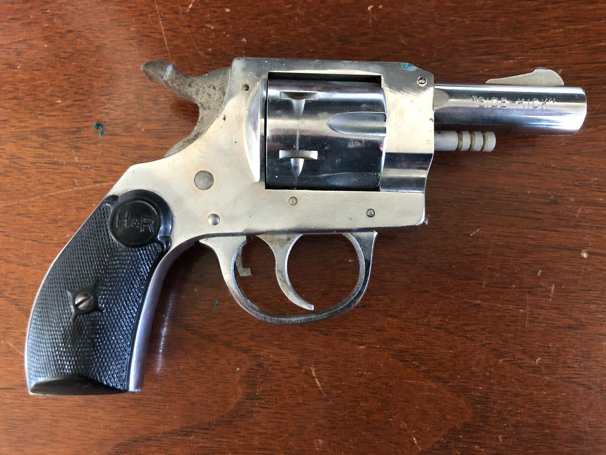 Harrington & Richardson Model 733 "Side-Kick" Double Action Revolver
