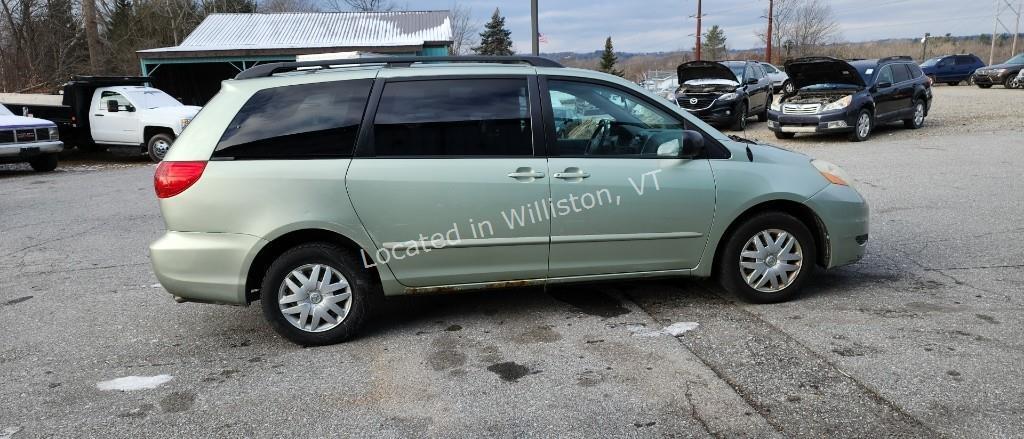 2007 Toyota Sienna CE 7-Passenger V6, 3.5L