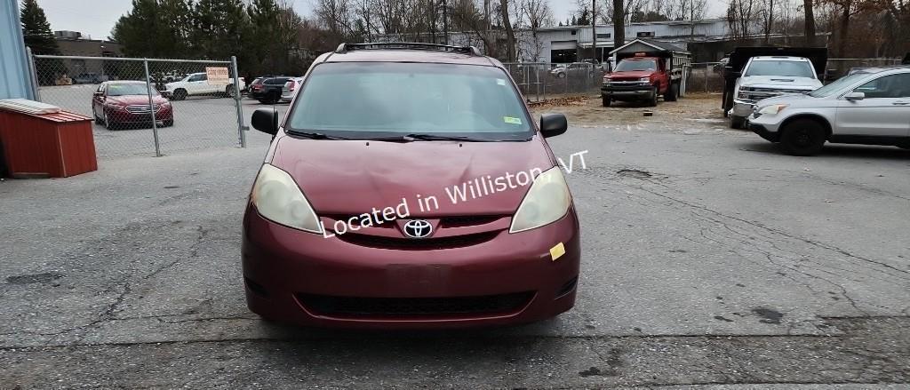 2006 Toyota Sienna CE 7 Passenger V6, 3.3L