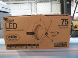 (5) Braun 4' LED Hanging 5000 Lumen Lights