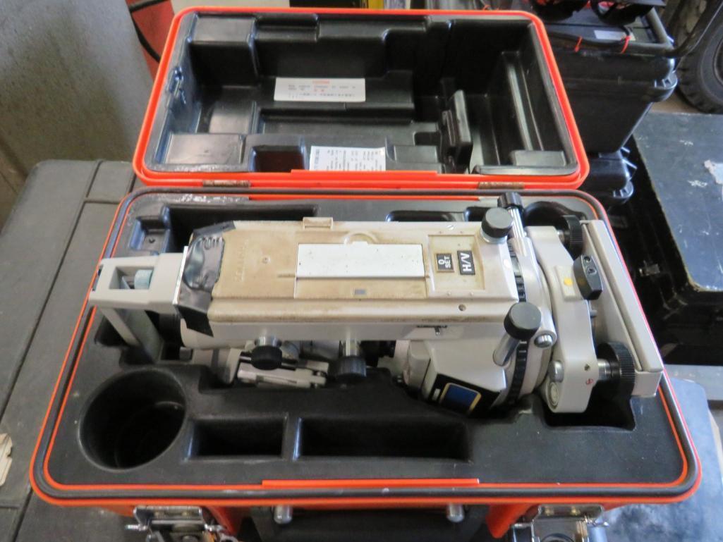 Sokkisha Lietz DT20E Transit Survey w/ Case