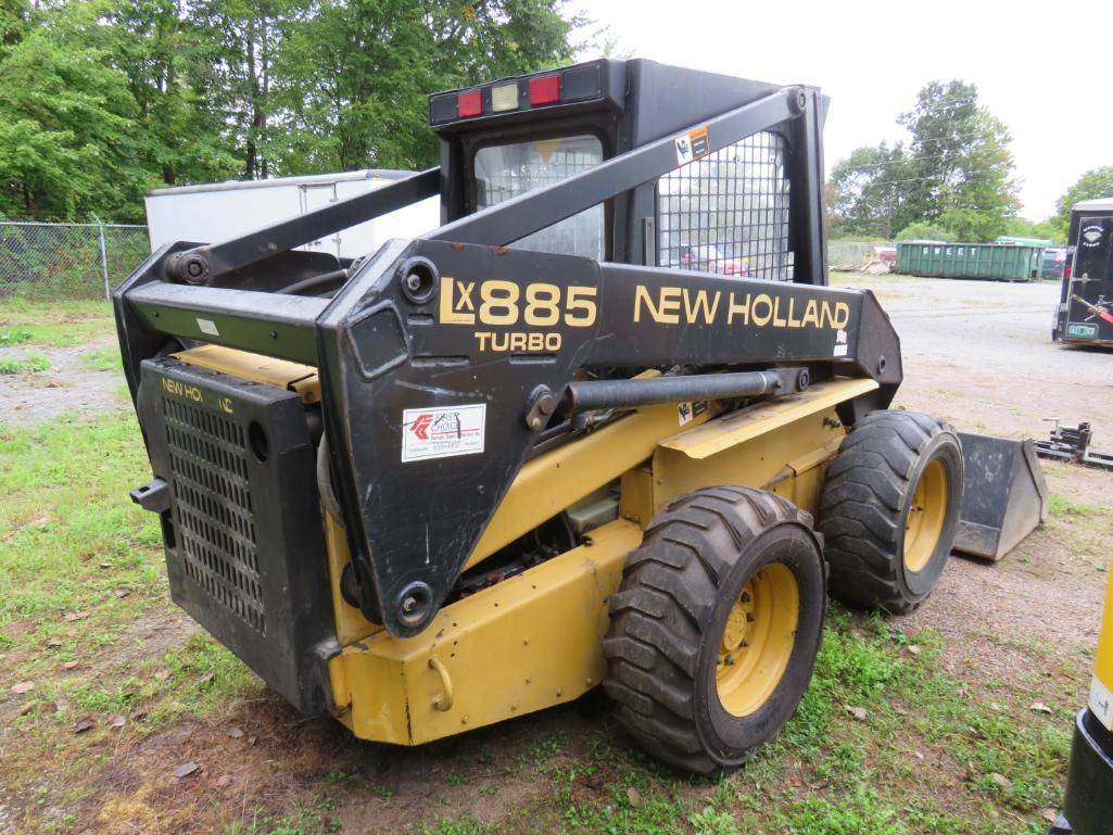 New Holland Lx885 Turbo Skid Steer