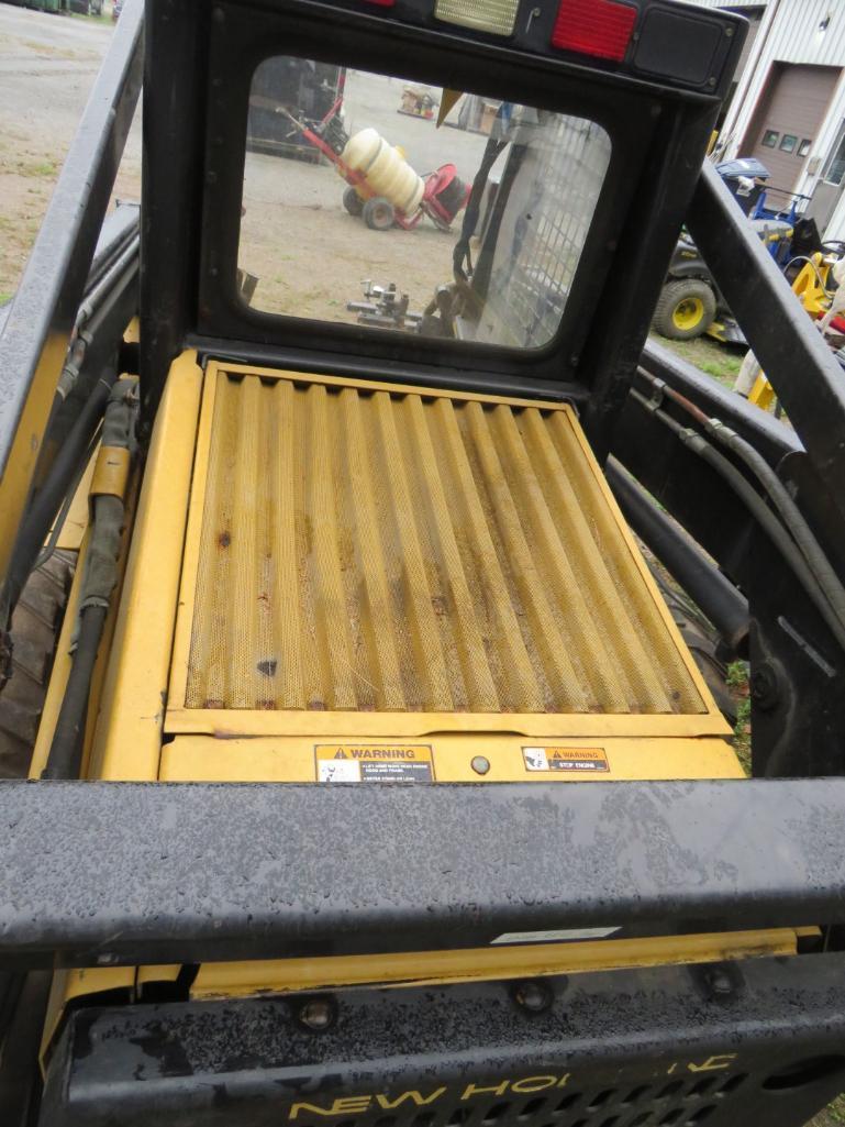 New Holland Lx885 Turbo Skid Steer