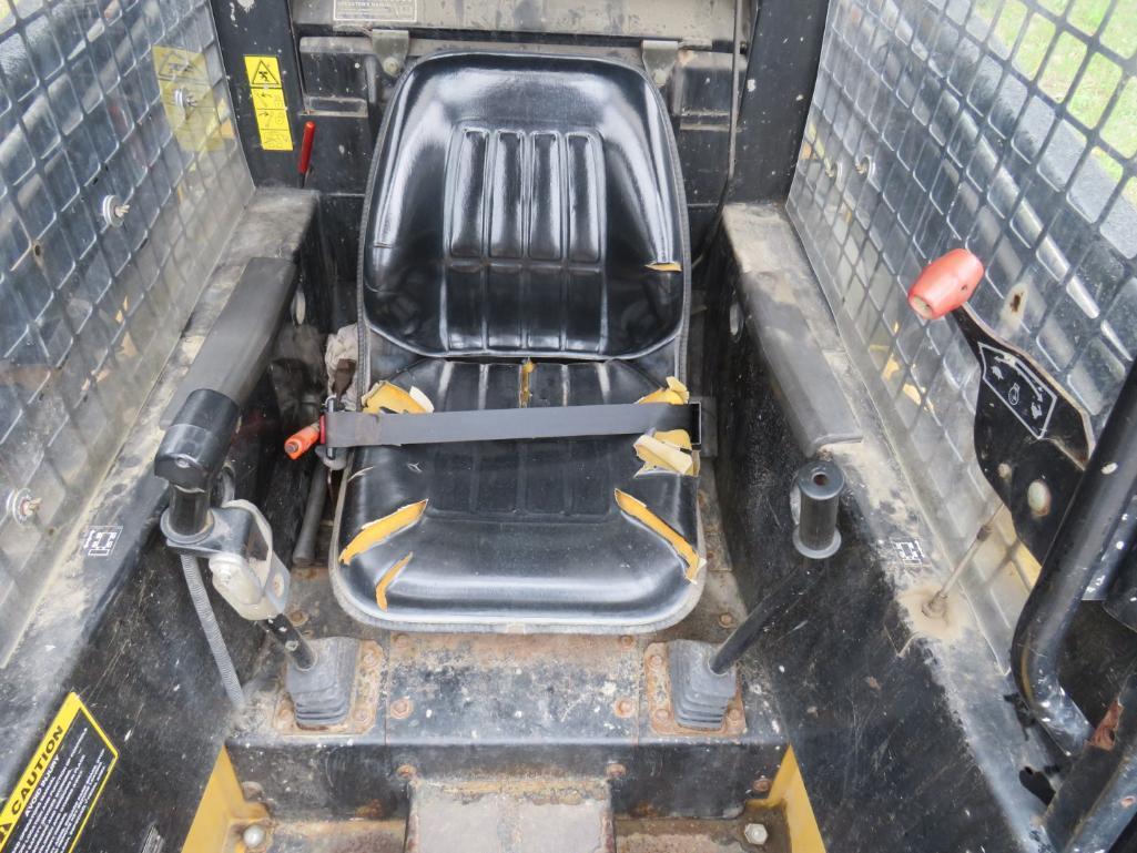 New Holland Lx885 Turbo Skid Steer
