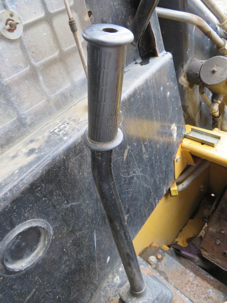 New Holland Lx885 Turbo Skid Steer
