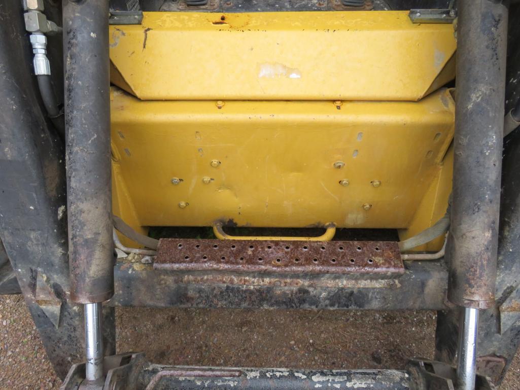 New Holland Lx885 Turbo Skid Steer