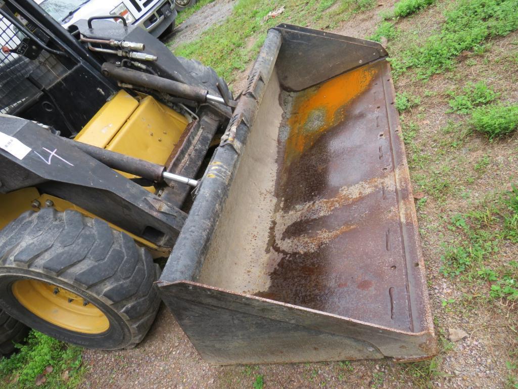 New Holland Lx885 Turbo Skid Steer
