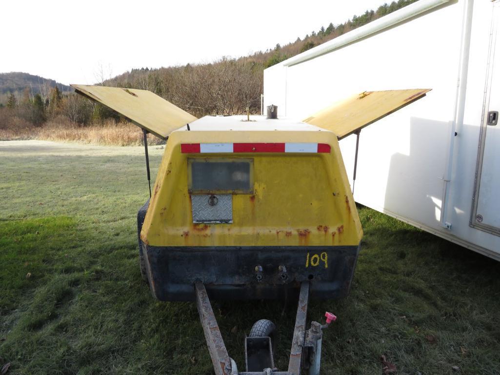 Ingersoll Rand 150 CFM Tag Along Compressor
