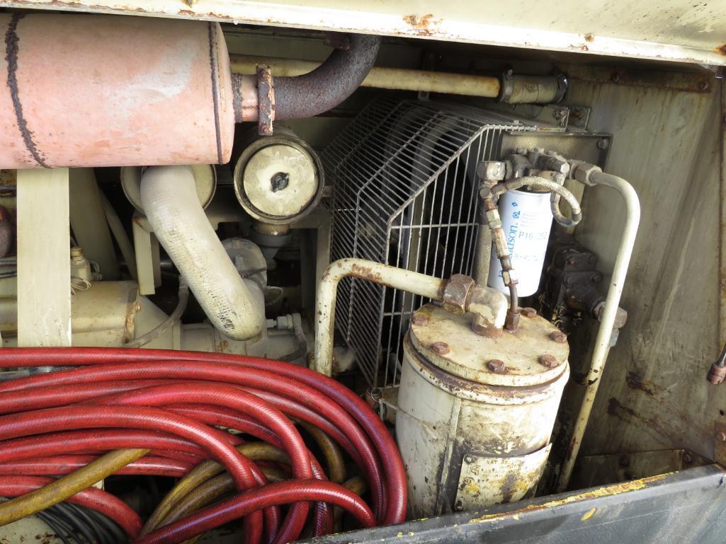 Ingersoll Rand 150 CFM Tag Along Compressor