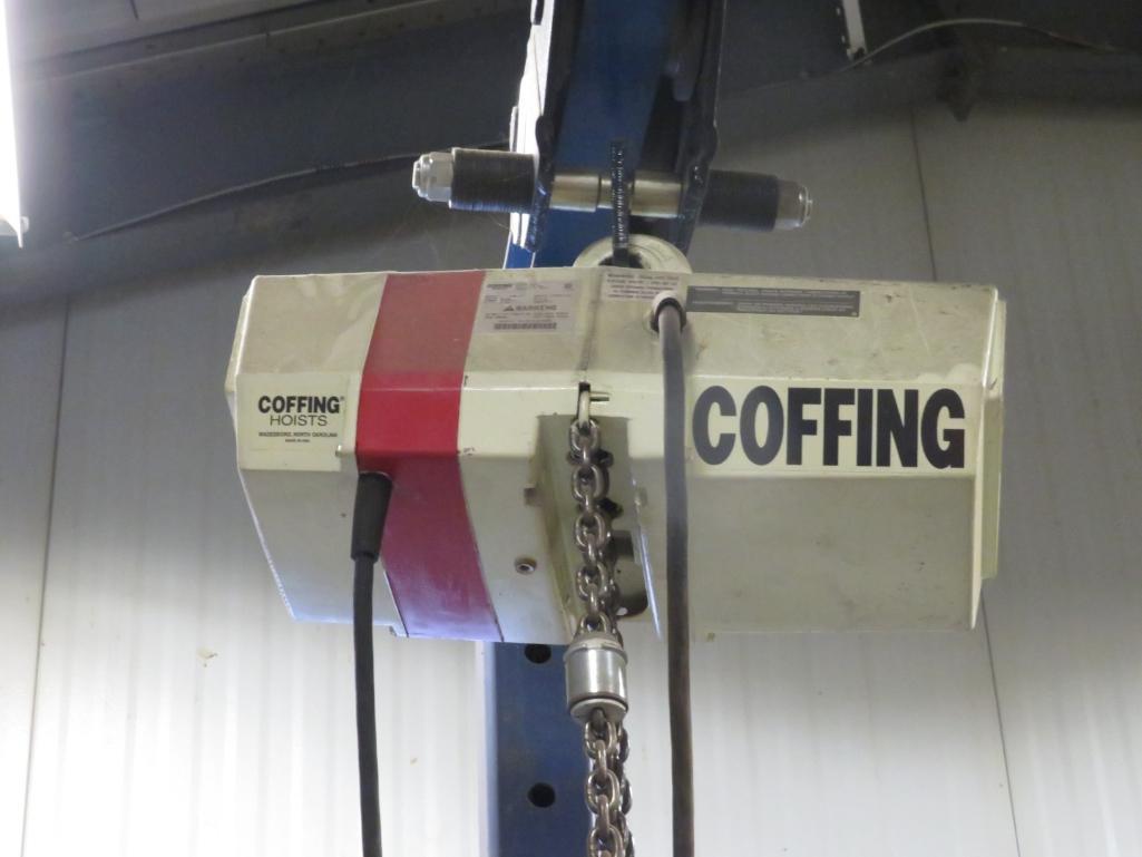 Vestil Adjustable Gantry Crane