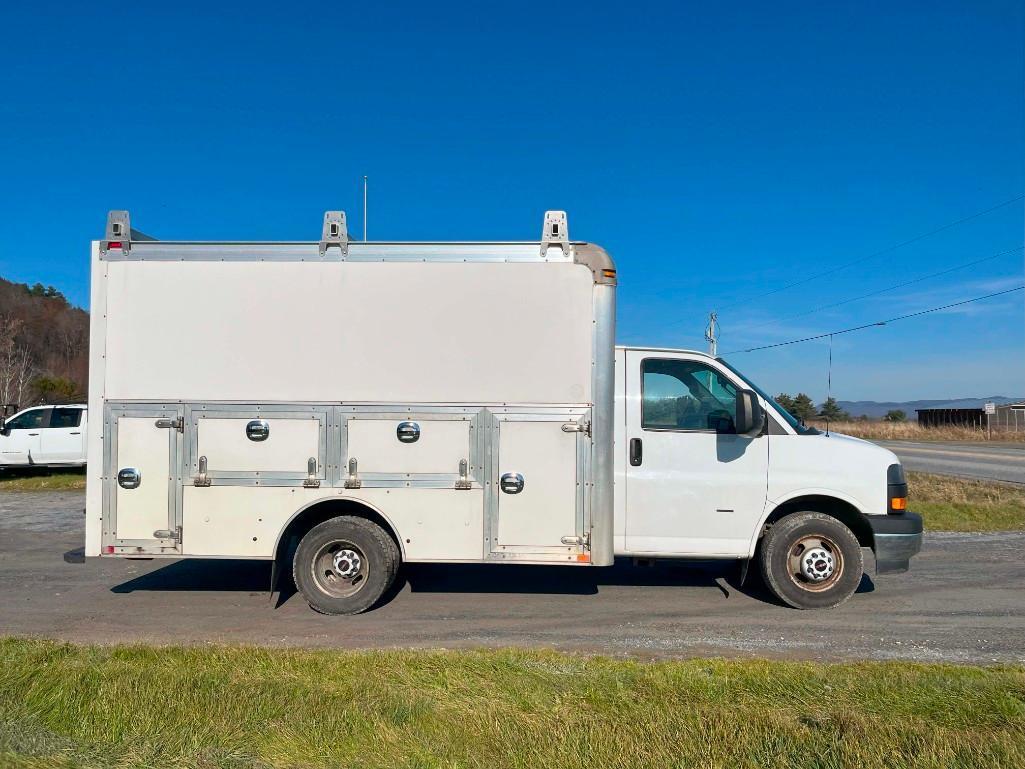2019 GMC 3500 Service Van