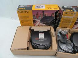 (3) Sony Car DiscMan Compact Disc Players D-835K