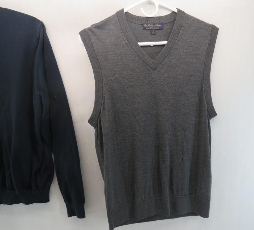 (7) Men's Sweaters