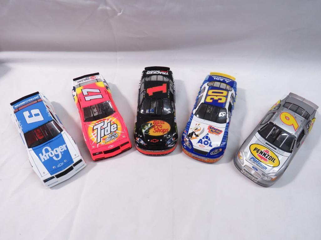 (5) 1:24 Scale Diecast Collectable Race Cars