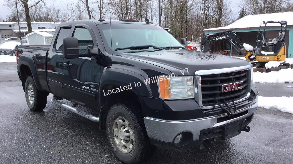 2007 GMC Sierra 2500HD Work Truck V8, 6.6L T