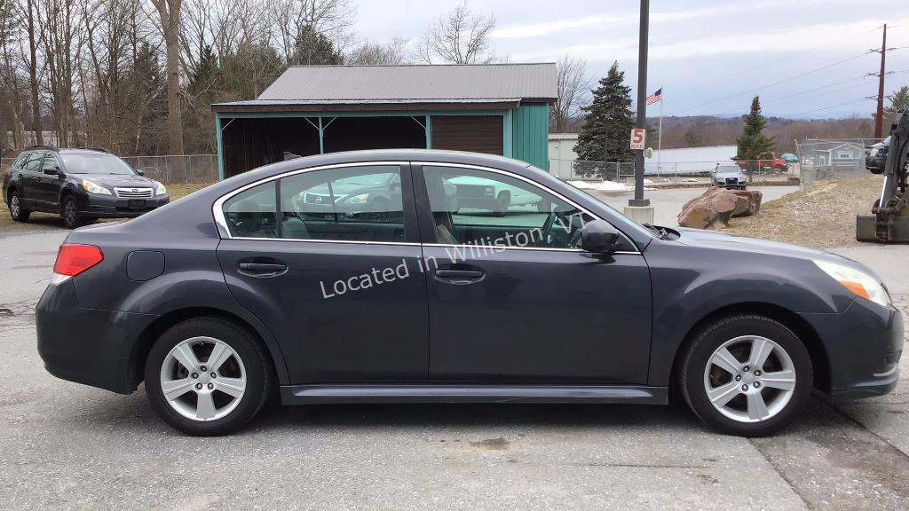 2011 Subaru Legacy 2.5i Limited H4, 2.5L