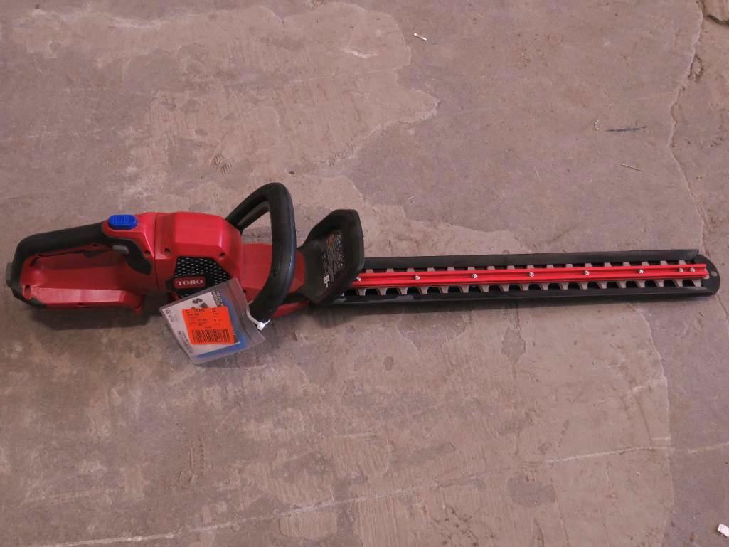 Toro 60v Cordless Hedge Trimmer