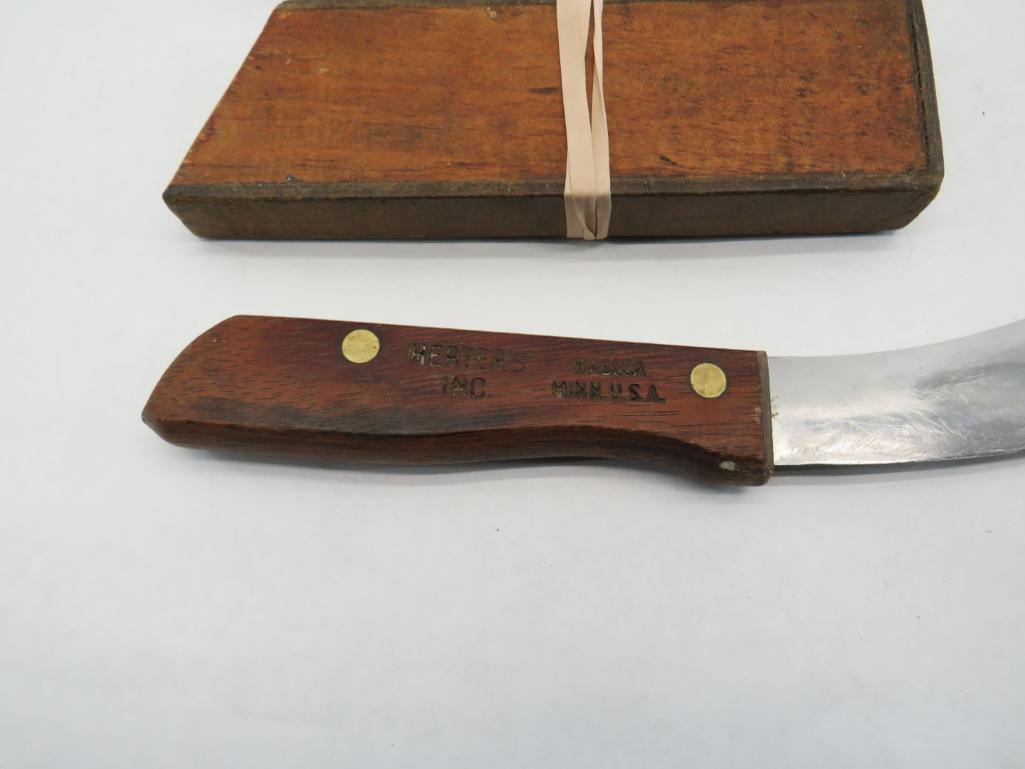 (2) Herters Fixed Blade Knives