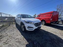 2018 HYUNDAI Tucson SE I4, 2.0L