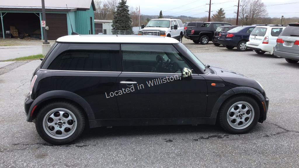 2005 MINI Cooper Base I4, 1.6L