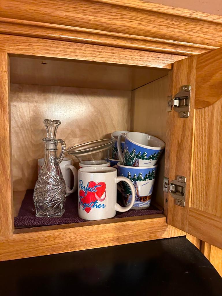 Contents Of Cabinets Above Range