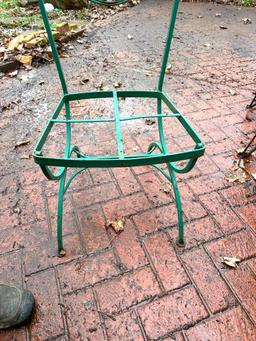 (4) Iron Chairs & Glass Top Table