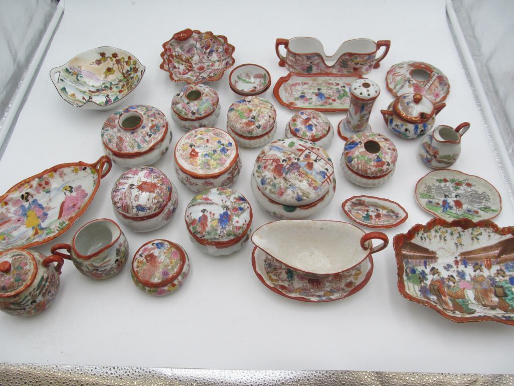 (39) Pieces Geisha Girl Japanese Porcelain