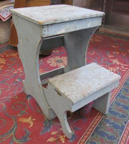 20" Step Stool in old Blue Paint