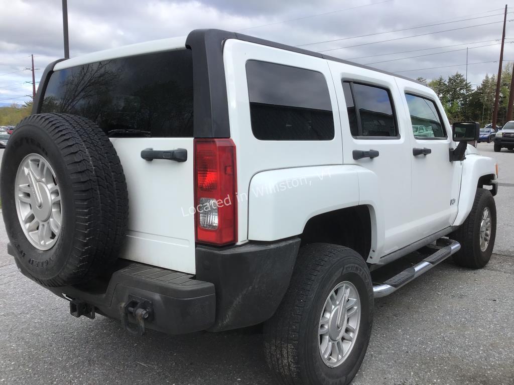 2008 HUMMER H3 Base I5, 3.7L