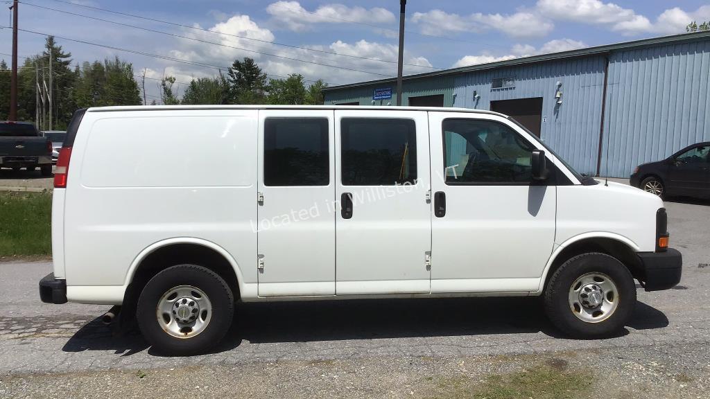 2014 Chevrolet Express Cargo 2500 V8, 4.8L