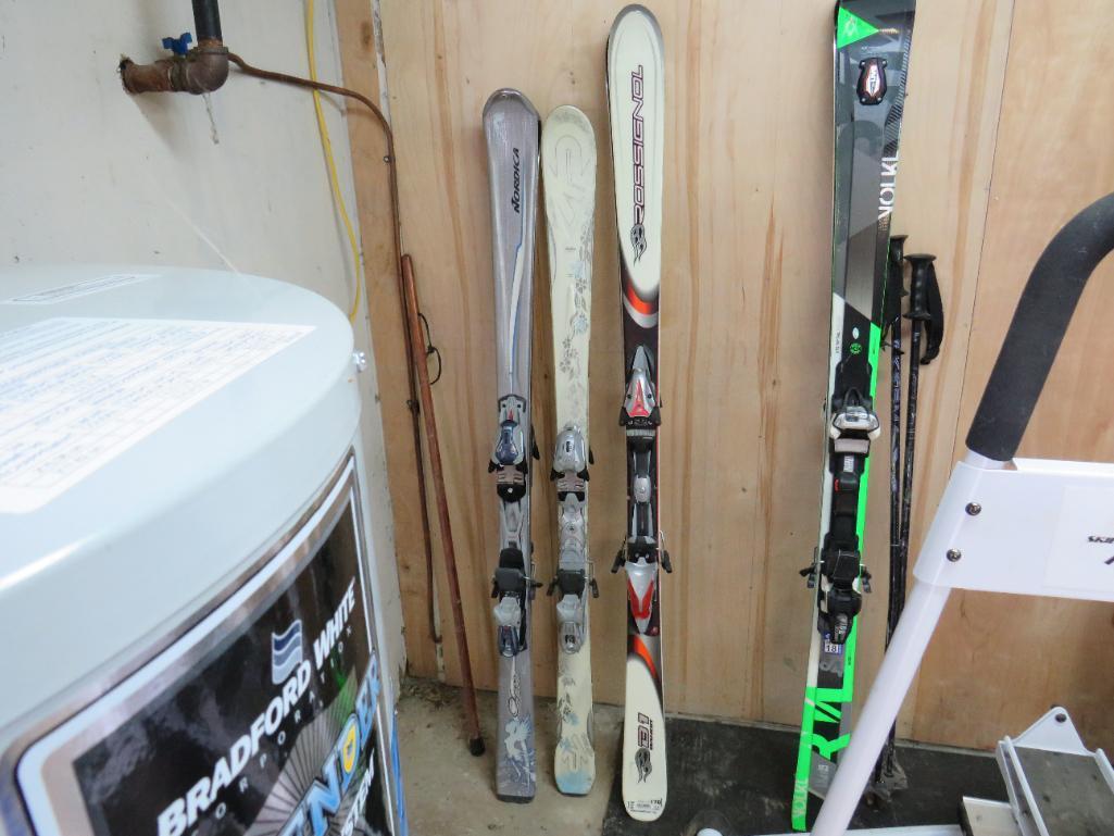 (3) Asst. Skis