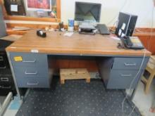 Metal & Linoleum Top Desk