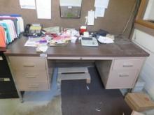 Metal & Linoleum Top Desk