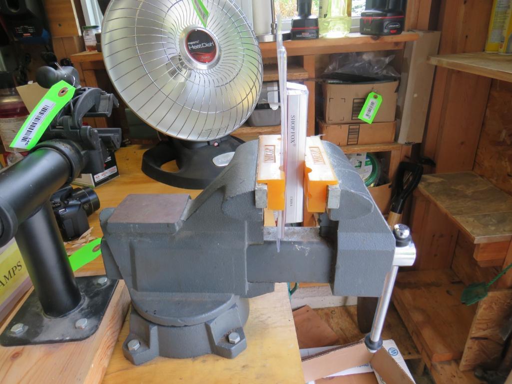 Shopmade Work Bench w/ 6" Vise