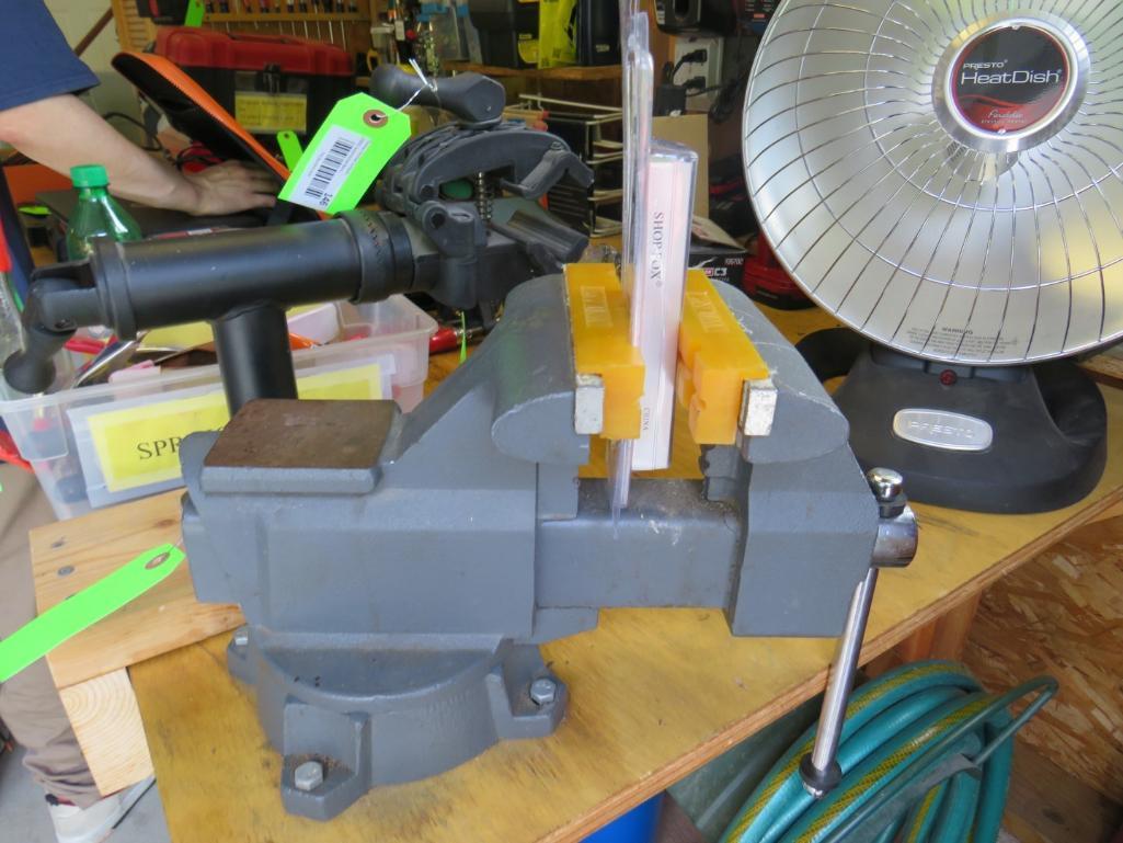 Shopmade Work Bench w/ 6" Vise