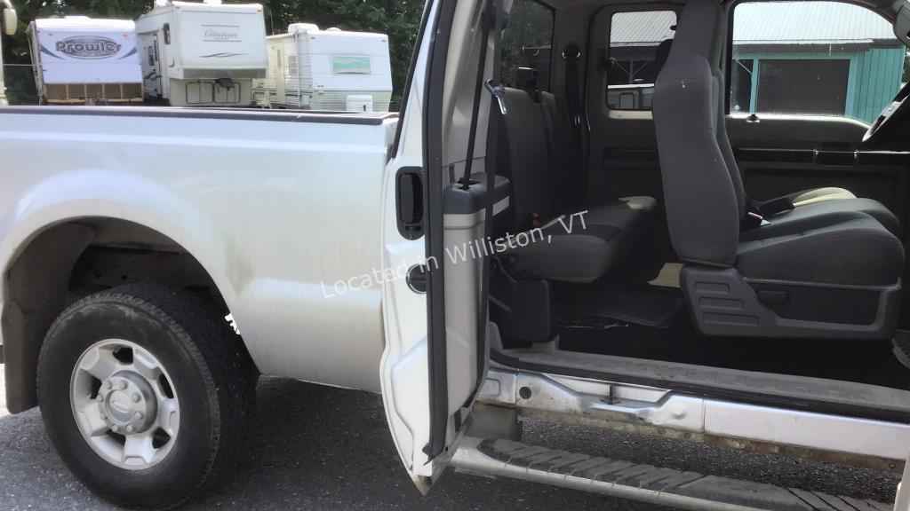2010 Ford F-250 Super Duty XLT V8, 5.4L