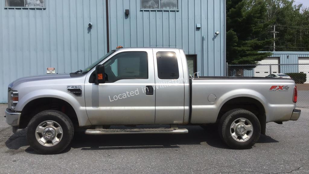 2010 Ford F-250 Super Duty XLT V8, 5.4L