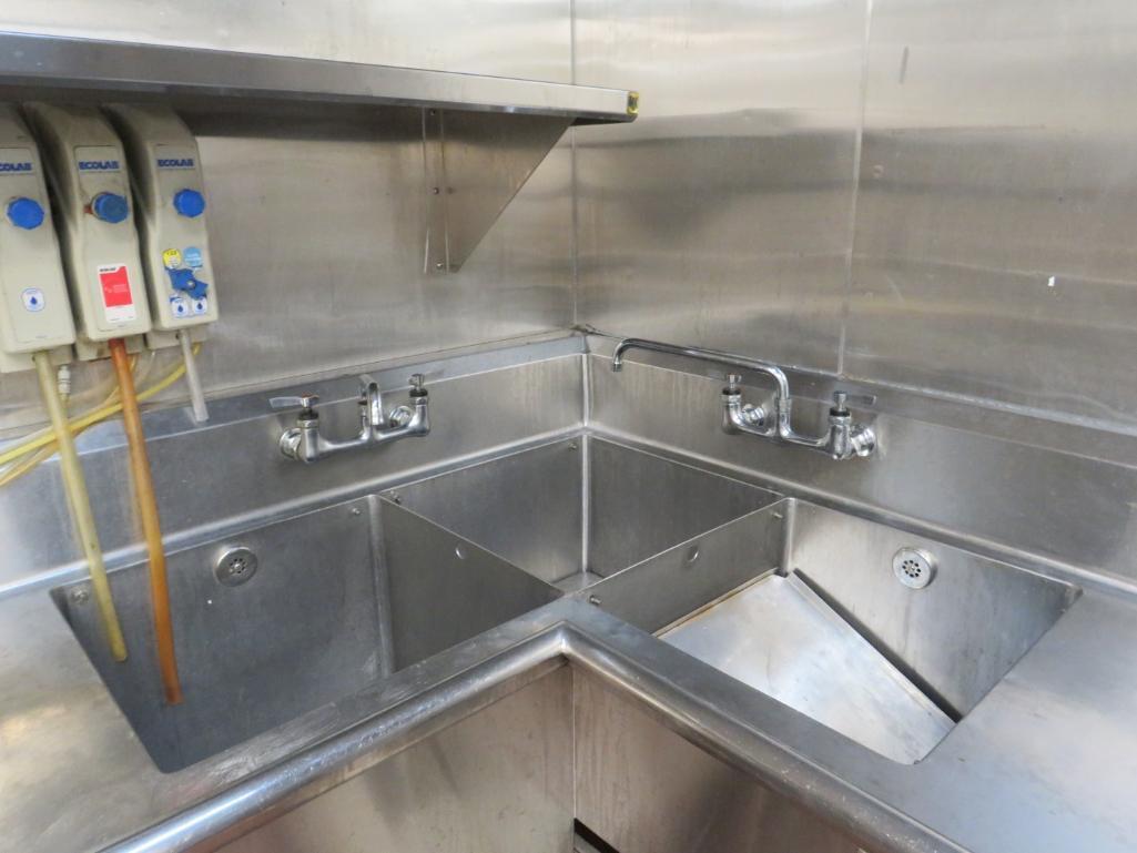 3-Bay 2-Faucet SS Right-Angle Dish Sink