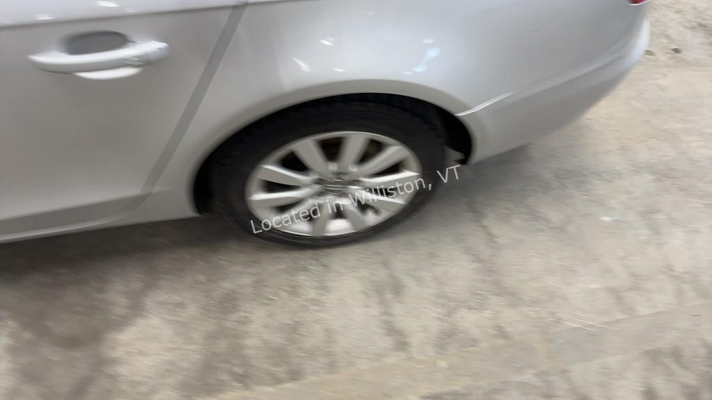 2011 Audi A4 2.0T quattro Premium Plus I4, 2.0L T