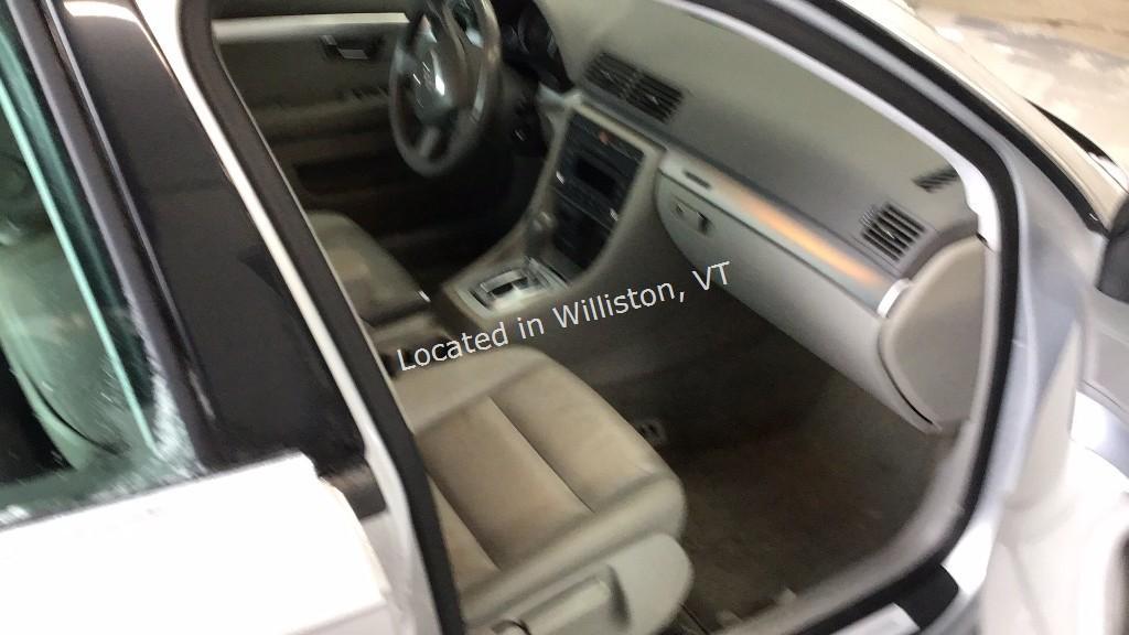2008 Audi A4 2.0T quattro I4, 2.0L T